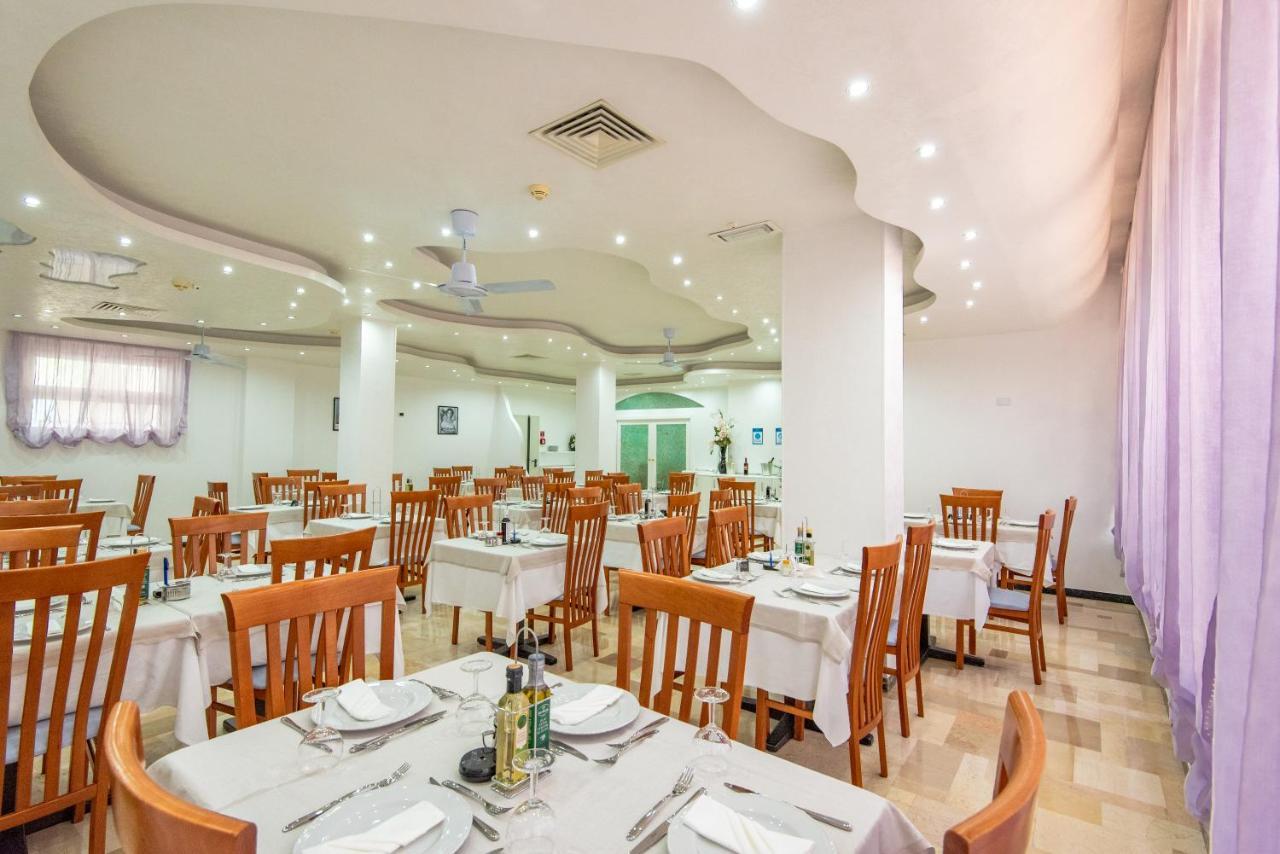 Hotel Baltic Gabicce Mare Esterno foto