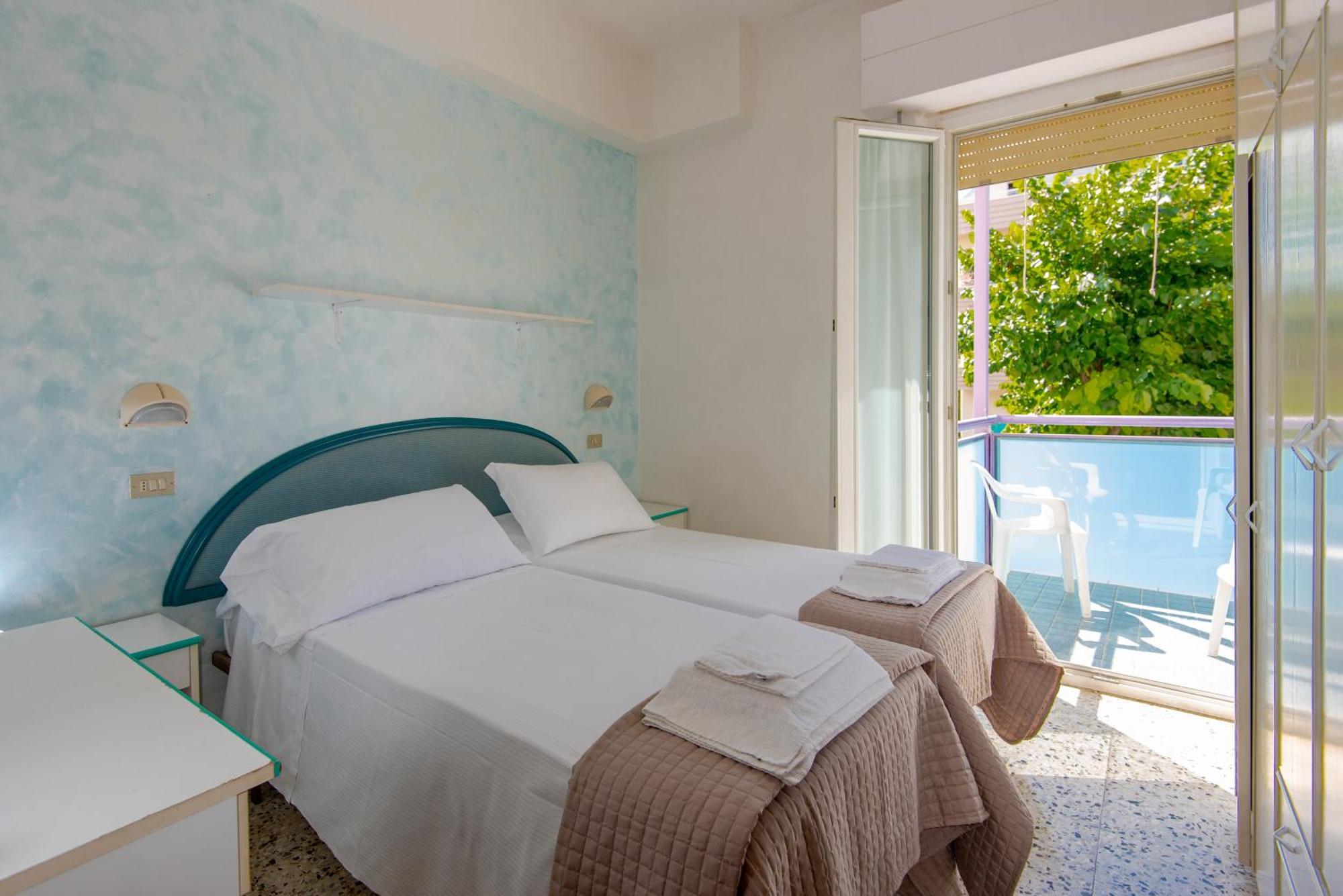 Hotel Baltic Gabicce Mare Esterno foto
