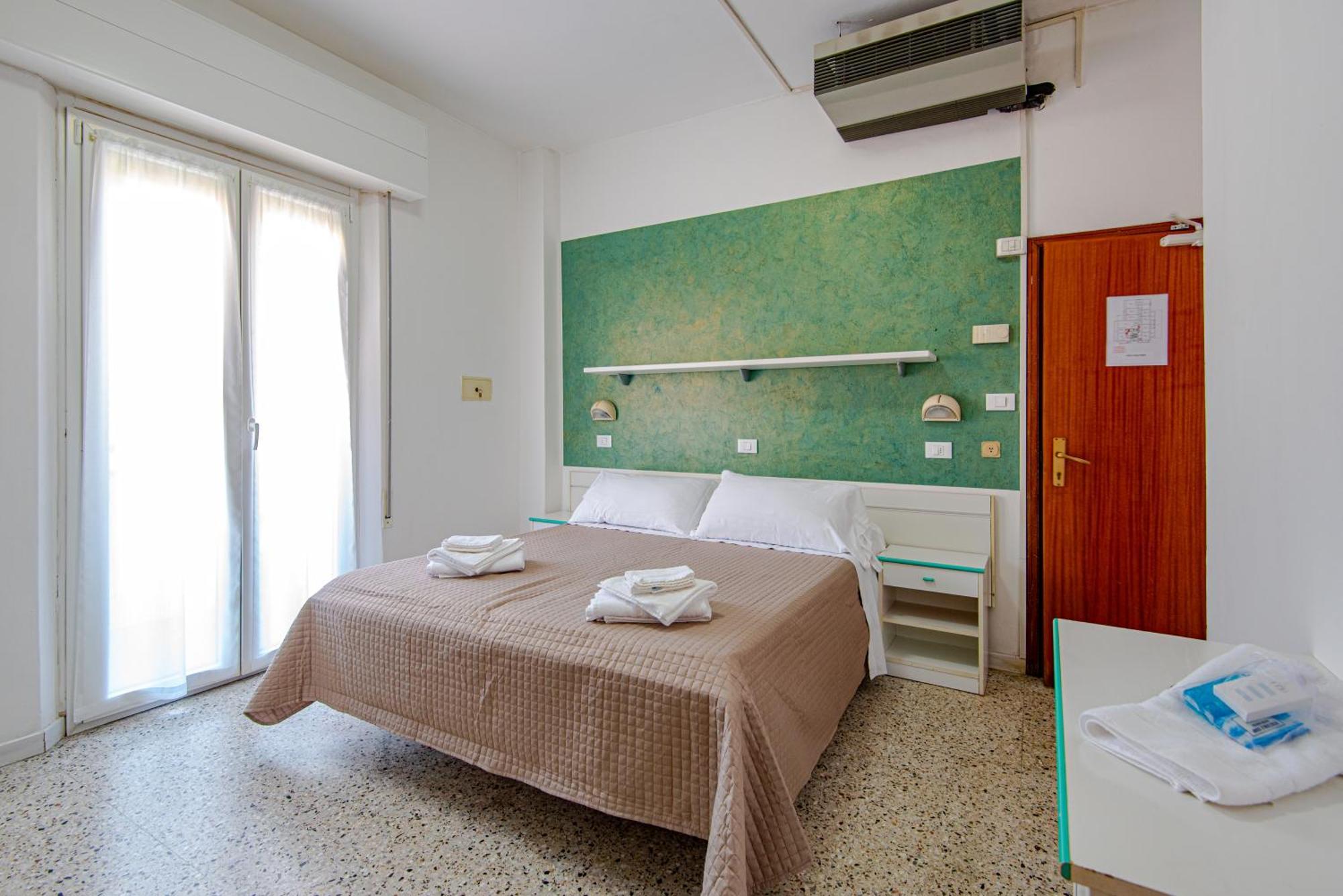 Hotel Baltic Gabicce Mare Esterno foto