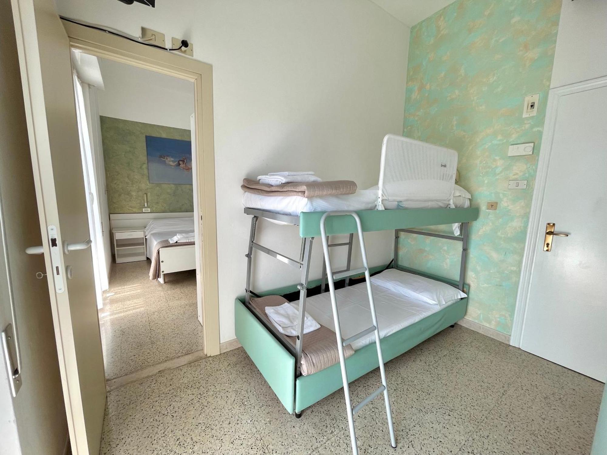 Hotel Baltic Gabicce Mare Esterno foto